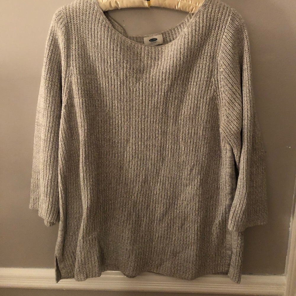Old navy sweater